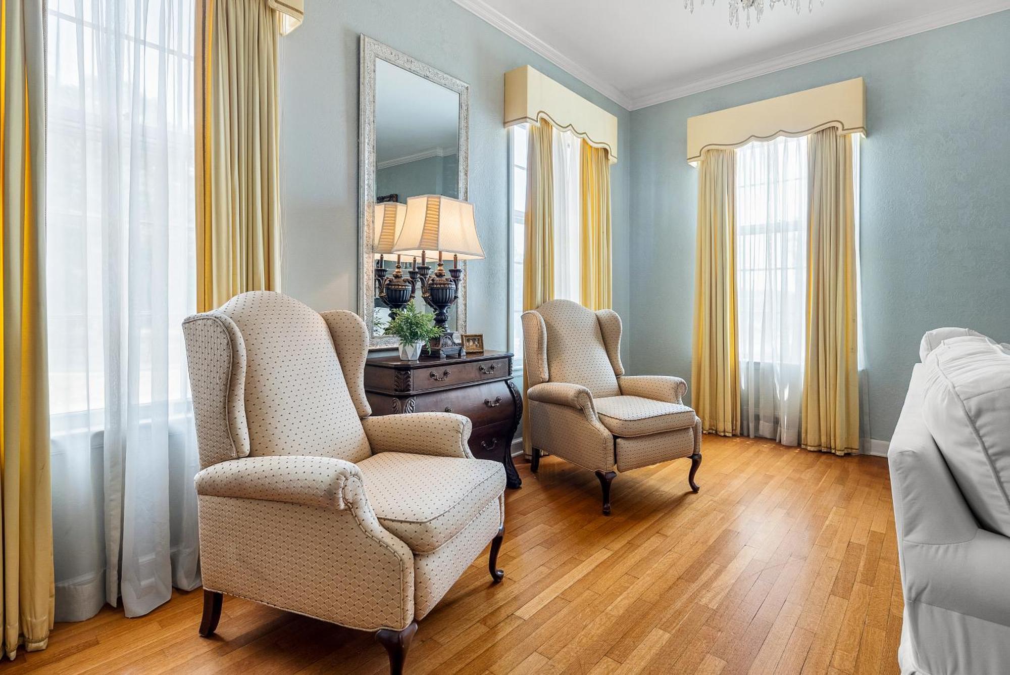 Beland Mansion-Blue Jay Suite! Fort Smith Exterior photo